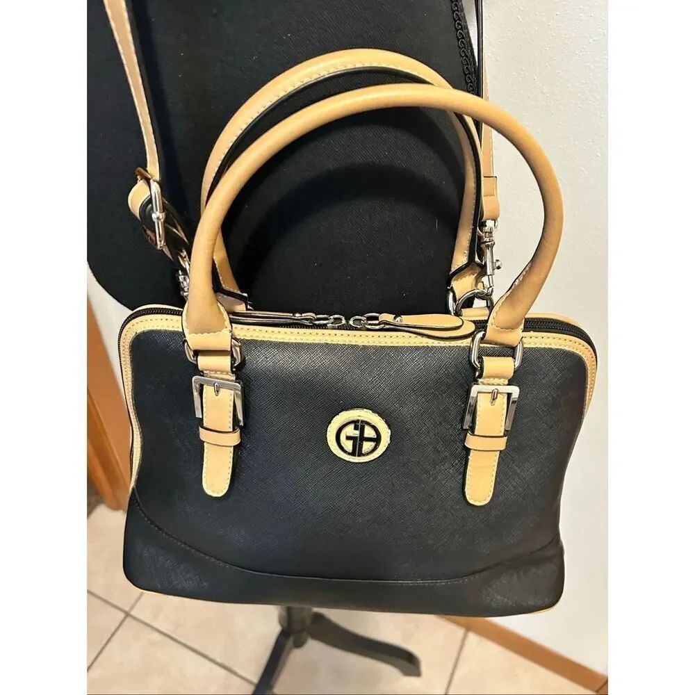 Giani Bernini Black Saffiano Dome Satchel Bag Tan Trim Crossbody Bag EUC